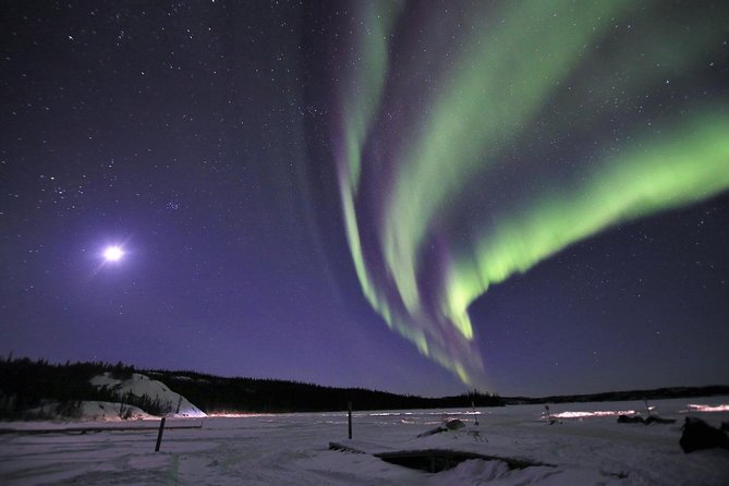 Northern Lights Tour Yellowknife - Three stops outside town, not one fixed viewing platform