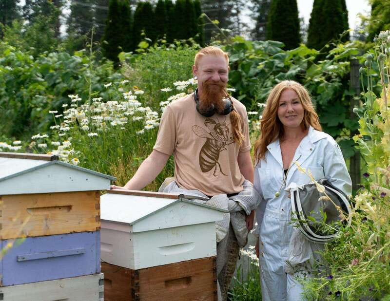 Okanagan Bee Tour, Wine Tasting and Lunch at Kelowna Winery - Key points to know before booking