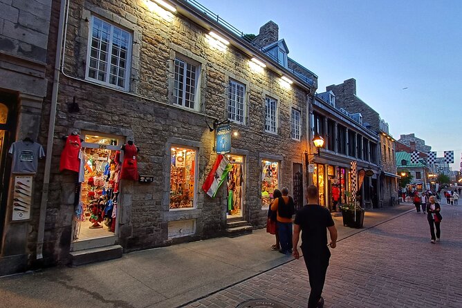 Old Montreal at Twilight Walking Tour Semi-Private - Rue Saint-Paul, the tour’s most atmospheric stretch