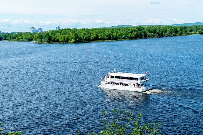 Ottawa Boat Cruise - Paul's Boat Line - Why the Ottawa River is the right place to start