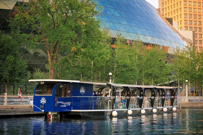 Ottawa Boat Cruise - Rideau Canal Cruise - Ottawa’s locks and the Canadian Museum of Nature
