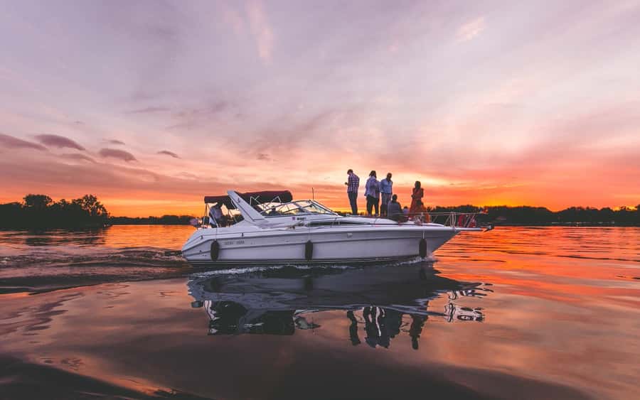 Ottawa: Downtown Yacht Cruise - Wed-Sun @ 6PM - 75 Minutes - The reliability question