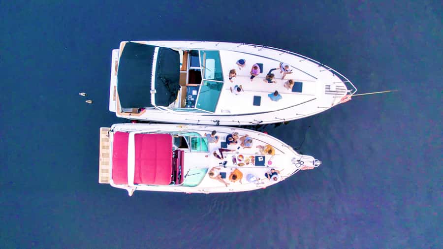 Ottawa: Downtown Yacht Cruise - Wed-Sun @ 6PM - 75 Minutes - A 6 PM departure built for sunset