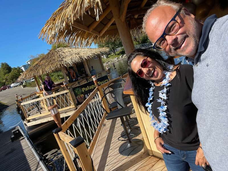 Ottawa: Floating Tiki Bar Cruise on the Ottawa River - Captains and hosts set the tone