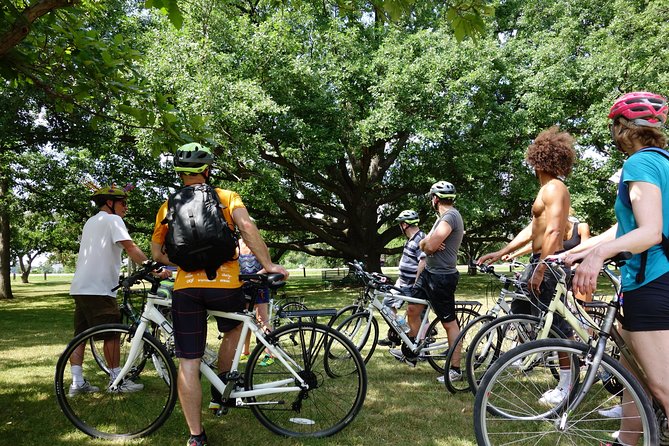 Ottawa Highlights 3.5 Hour Bike Tour - Through the Glebe and Lansdowne Park