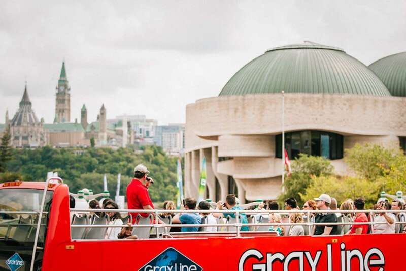 Ottawa: Hop-On Hop-Off Guided City Tour Pass - The complete 1.5-hour Ottawa circuit
