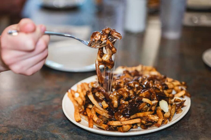 Ottawa: Most Unique Poutine Tour - Meeting Trevor or Spencer at the Museum of Nature