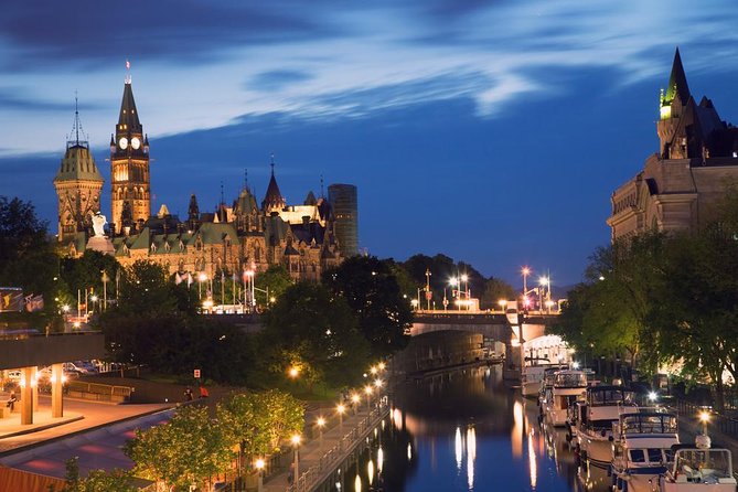Ottawa Premium Night Driving Tour with River Cruise - Parliament Hill after dark
