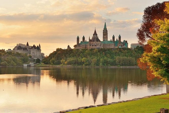 Ottawa Private Day Tour from Montreal - The Montreal to Ottawa drive