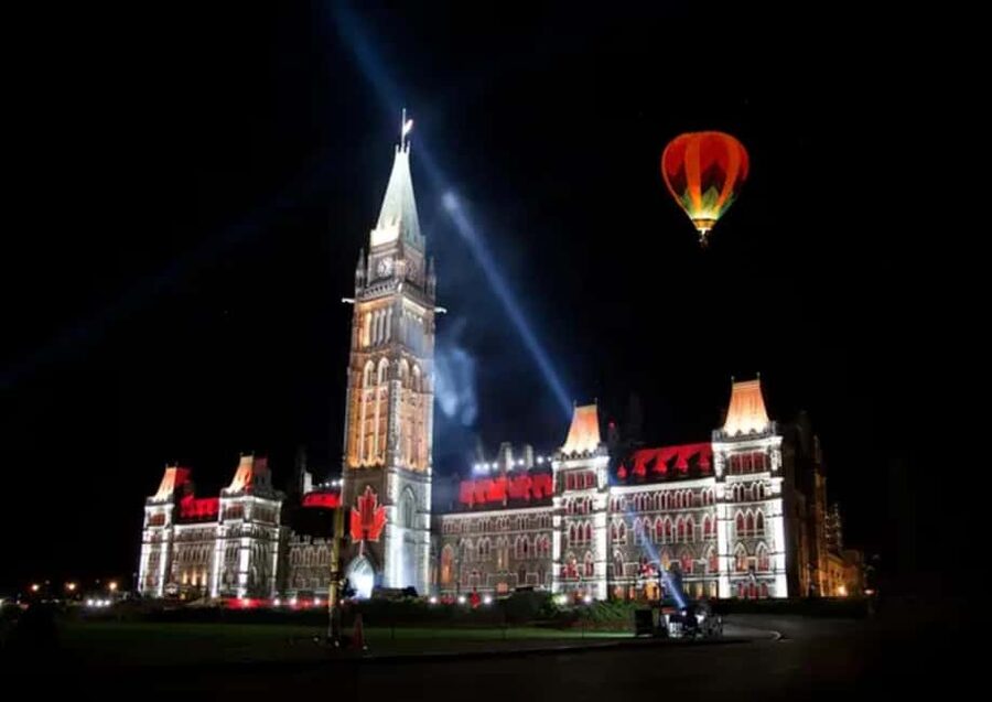 Ottawa: Small Group Night Tour With River Cruise - Ottawa at night, seen from both river and road