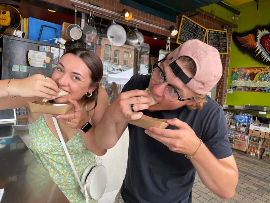 Ottawa: Taste of the ByWard Market Food Tour - Two sweet treats, including a Beavertail