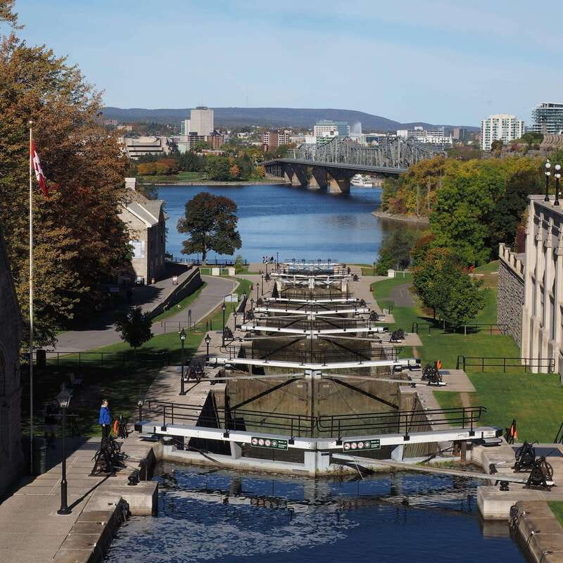 Ottawa: Walking Tour in the Heart of the Capital - Why this Ottawa walk feels different