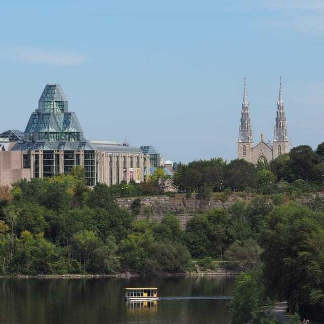 Ottawa: Walking Tour in the Heart of the Capital - Who should book this walk?