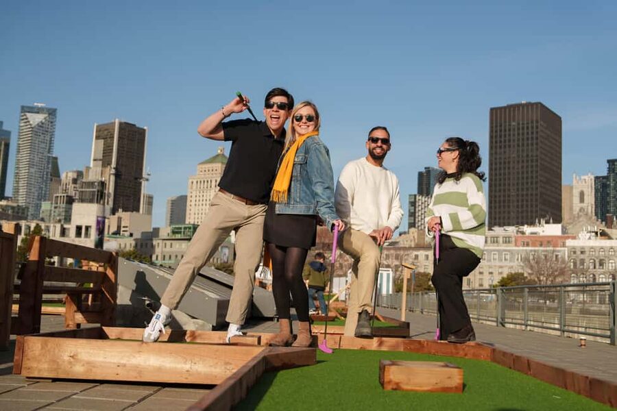 Outdoor mini golf in Montreal - What Your 1.5 Hours Looks Like