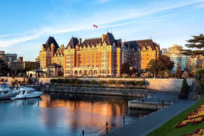 Pedicab Tour of Victoria from Cruise Ship Terminal - Guides, stories, and the feel of a private ride