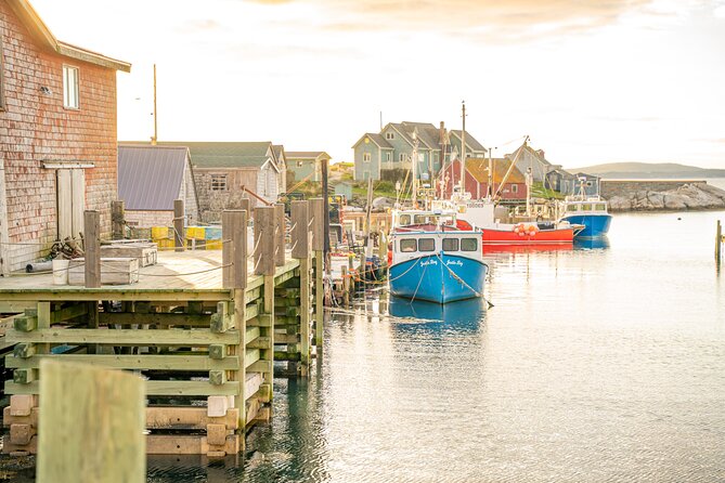 Peggy's Cove, Lunenburg and Titanic Cemetery Full Day Tour - Why this Halifax day trip works