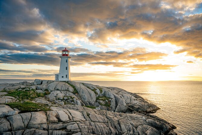 Peggy's Cove, Lunenburg and Titanic Cemetery Full Day Tour - Peggy’s Cove: granite, waves, and the famous lighthouse