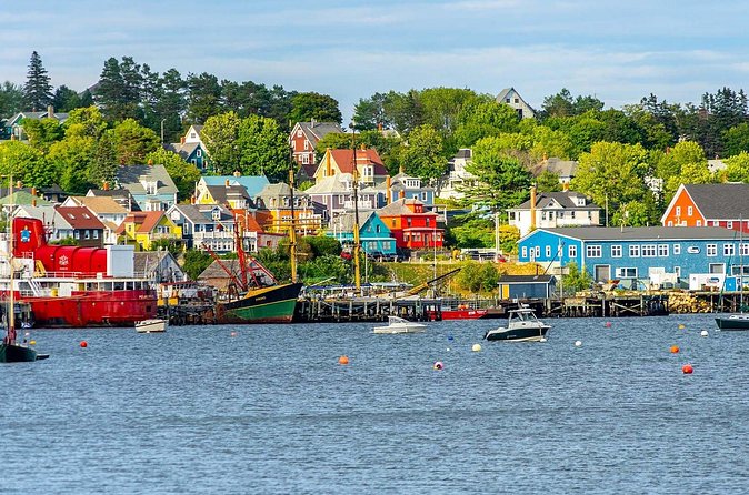 Peggy's Cove, Mohane Bay and Lunenburg 5hrs private tour. - Cruise passengers need a stricter clock