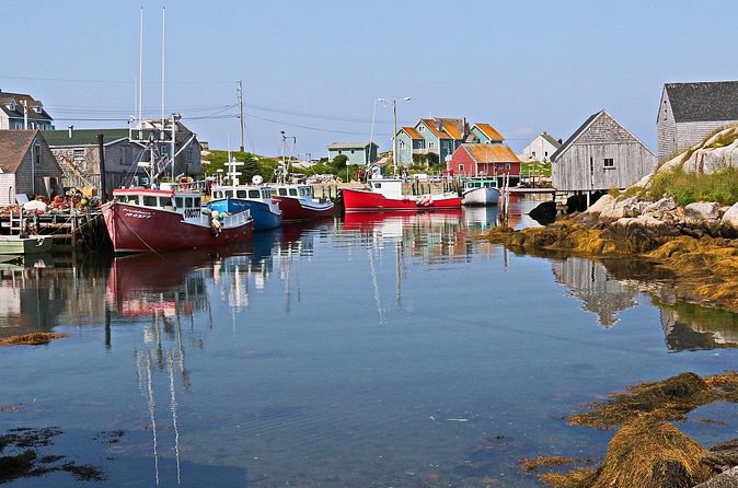 Peggy's Cove, Mohane Bay and Lunenburg 5hrs private tour. - Mobility, comfort, and the pace of the day