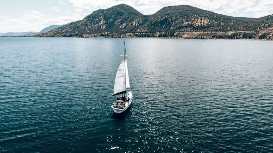Penticton Okanagan Lake: Sailing Tour - What to pack for a comfortable day
