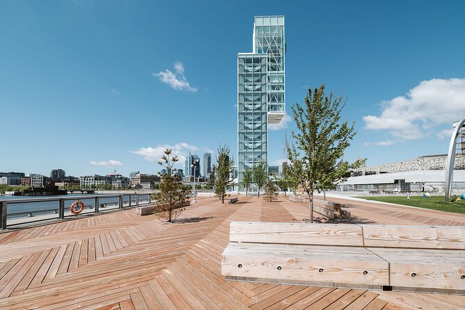 Port of Montreal Tower - What the Port of Montreal Tower actually offers