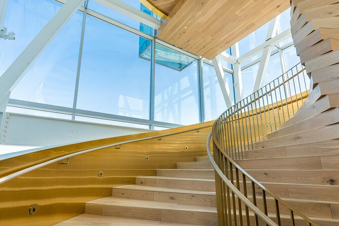 Port of Montreal Tower - Augmented reality brings the port into the visit