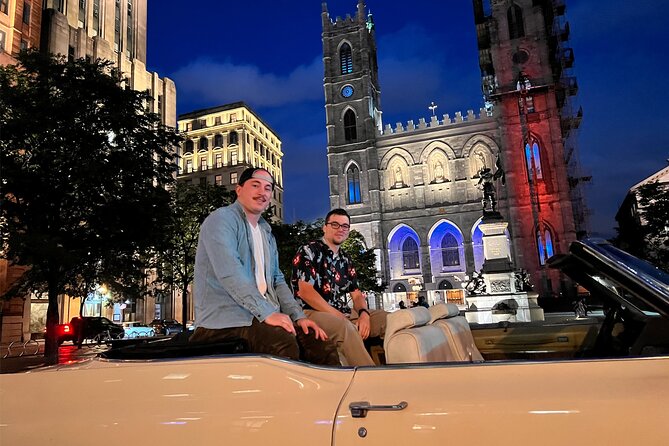 PRIVATE 2-Hour tour of Montréal in Convertible Cadillac + Murals - Colourful row houses and Montreal’s outdoor staircases