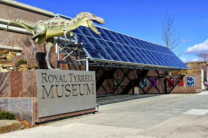 Private Badland Tour - The Royal Tyrrell Museum deserves your two hours