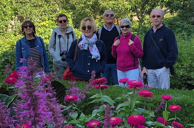 Private Custom Tour with a Local Guide Montreal - The Value of a Private Guide at $42.01