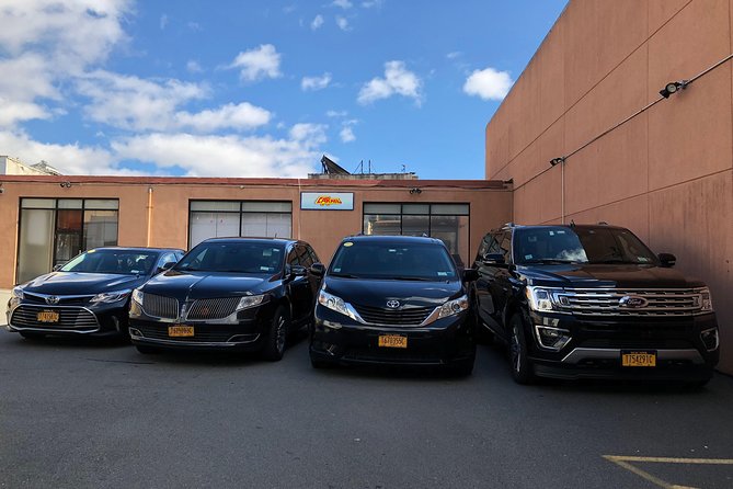 Private Departure Transfer to Montreal Airport YUL - Key points to know before booking