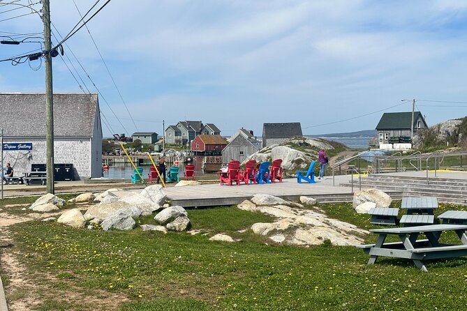 Private Guided Tour: Peggy’s Cove, Mahone Bay, Lunenburg & Ovens - Why private touring helps