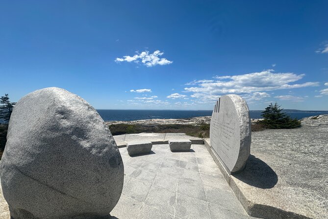 Private Guided Tour: Peggy’s Cove, Mahone Bay, Lunenburg & Ovens - Who gets the best value from this tour