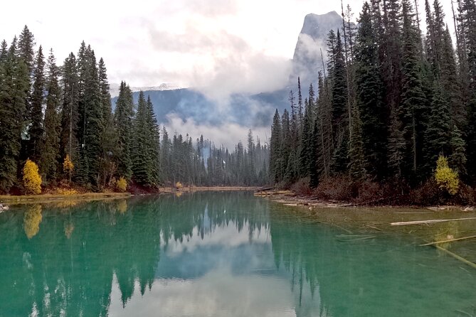Private Guided Tour to Banff Lake Louise|Moraine|Icefields &More! - Bow Falls and Mount Norquay close with Banff views