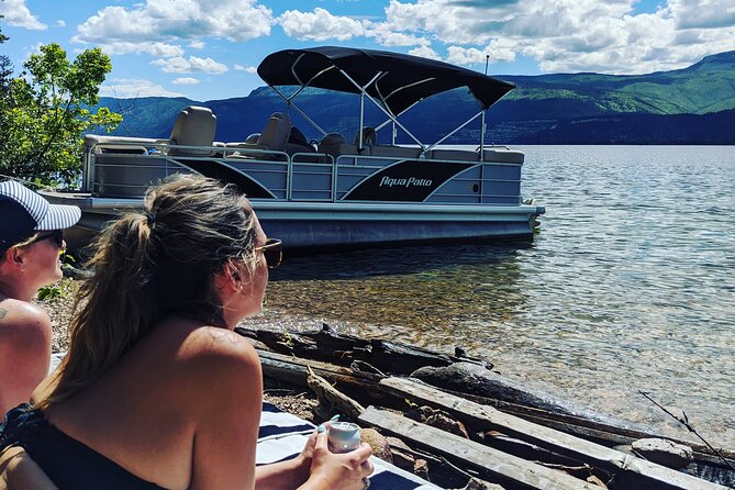 Private Luxury Captained 3-Hour Pontoon Boat Cruise (2-11 Guests) - What is included on the 22-foot pontoon