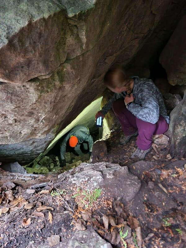 Private Nottawasaga Bluffs Caves Hike - Creemore/Collingwood - Nottawasaga Bluffs or Singhampton Caves?