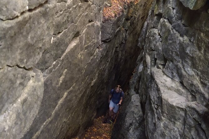 Private Nottawasaga Bluffs Caves Hiking Tour,Collingwood/Creemore - What the private format changes