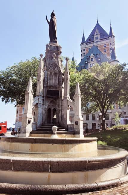 Private Québec City walking tour with Lenny. - Starting in Old Québec with Lenny