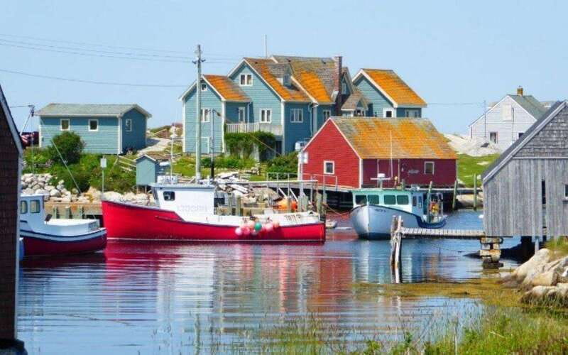 Private Sightseeing Halifax City with Peggy's Cove Visit - How The Narration May Shape Your Day