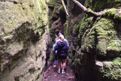 Private Singhampton Caves Hiking Tour, Collingwood/Blue Mountain