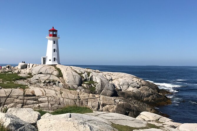 Private Tour in Halifax by a Luxury Vehicle with Informative Guide - A practical Halifax overview in five hours