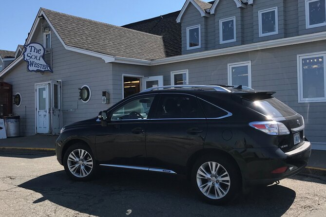 Private Tour in Halifax by a Luxury Vehicle with Informative Guide - Peggy’s Cove: the main event on the granite coast