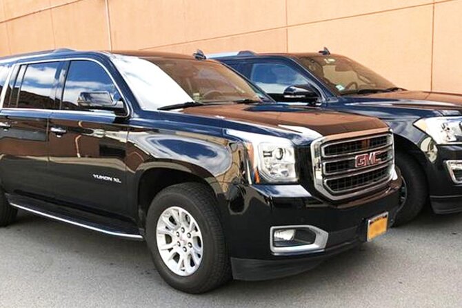 Private Transfer from Montreal Airport YUL to Montreal / Bromont - Montreal or Bromont: choosing the right destination