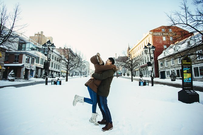 Private Vacation Photography Session with Photographer in Montreal - Delivery within five days