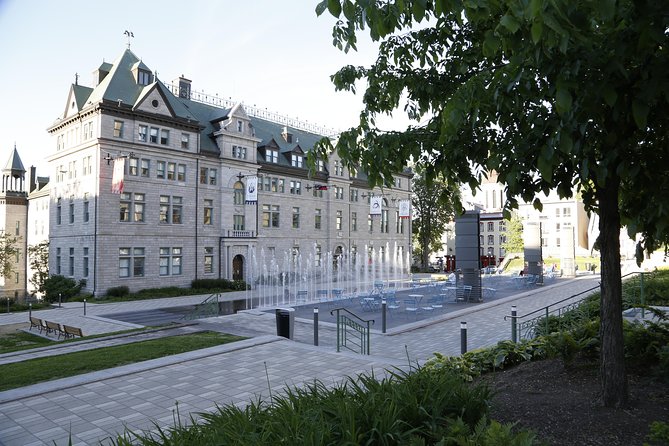 Private Walking Tour of Old Quebec with Funicular - Riding the funicular down to Lower Town