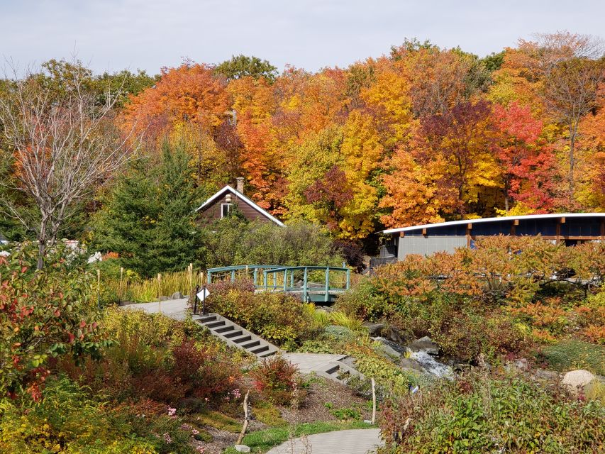 Quebec: Aquarium du Quebec Entry Ticket - The St. Lawrence River adds breathing room