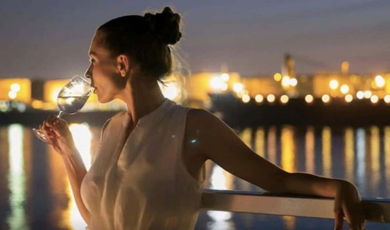 Québec City: 2-Hour Cocktail & DJ Evening Cruise - The DJ, terraces, and outdoor dance floor