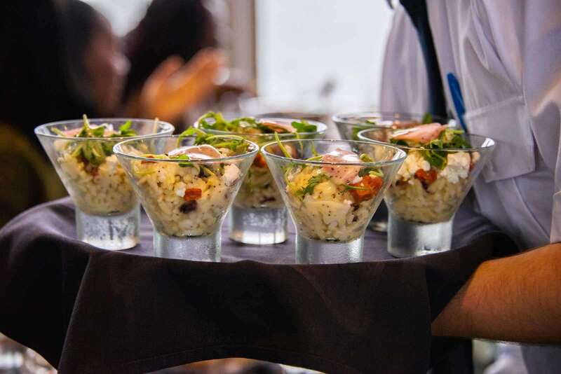 Québec City: 3 or 5-Course Dinner Cruise with DJ & Dancing - What the Red Carpet option adds