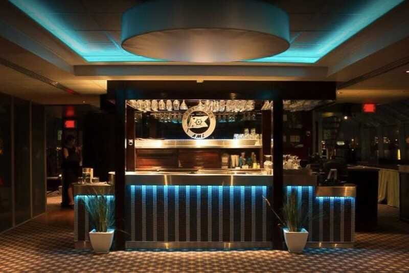 Québec City: Evening Cruise with Live DJ - Should you book this cruise?