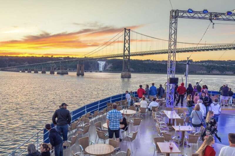 Québec City: Evening Cruise with Live DJ - Setting out from Quai Chouinard