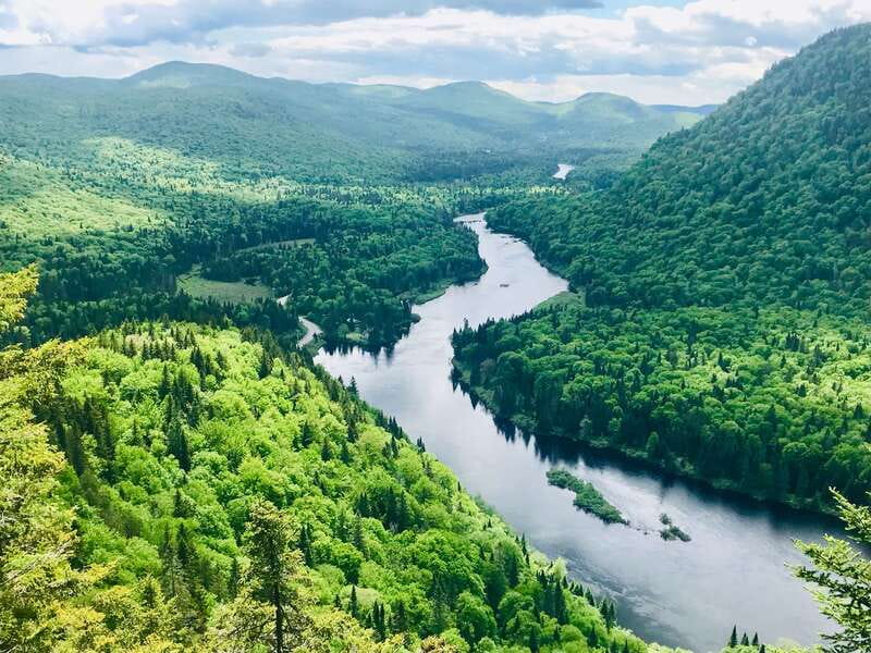 Quebec City: Guided Hike in Jacques-Cartier National Park - What the $108 price really covers